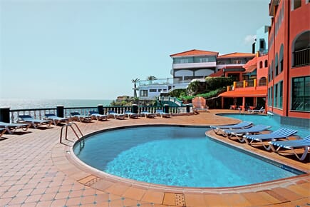 Hotel Roca Mar